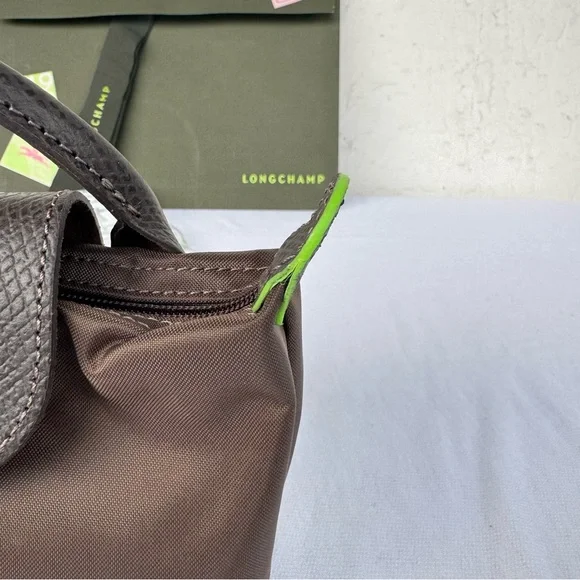 NWOT LONGCHAMP Le Pliage Green Pouch with Handle - Picture 7 of 16